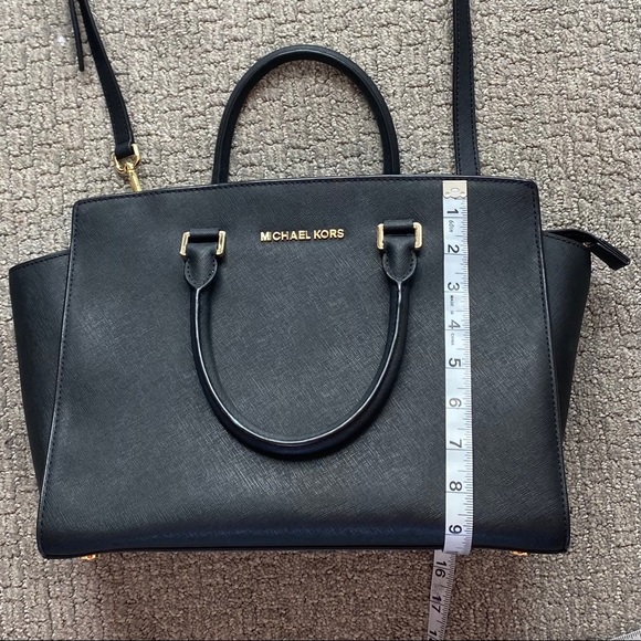 Michael Kors Selma Satchel Bag (Large) - Picture 7 of 7